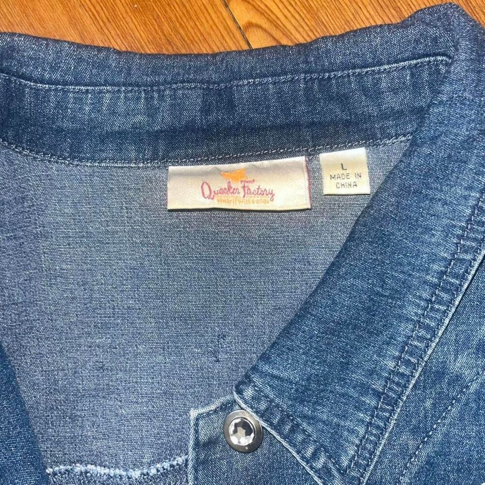 Vintage Quacker Factory Women's Blue Denim Button Up Shacket with Rhinestones - Picture 3 of 5
